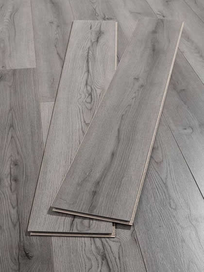 Pisos Laminados y Spc 1